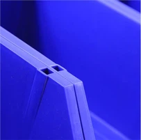 صندوق معلق بلاستيكي